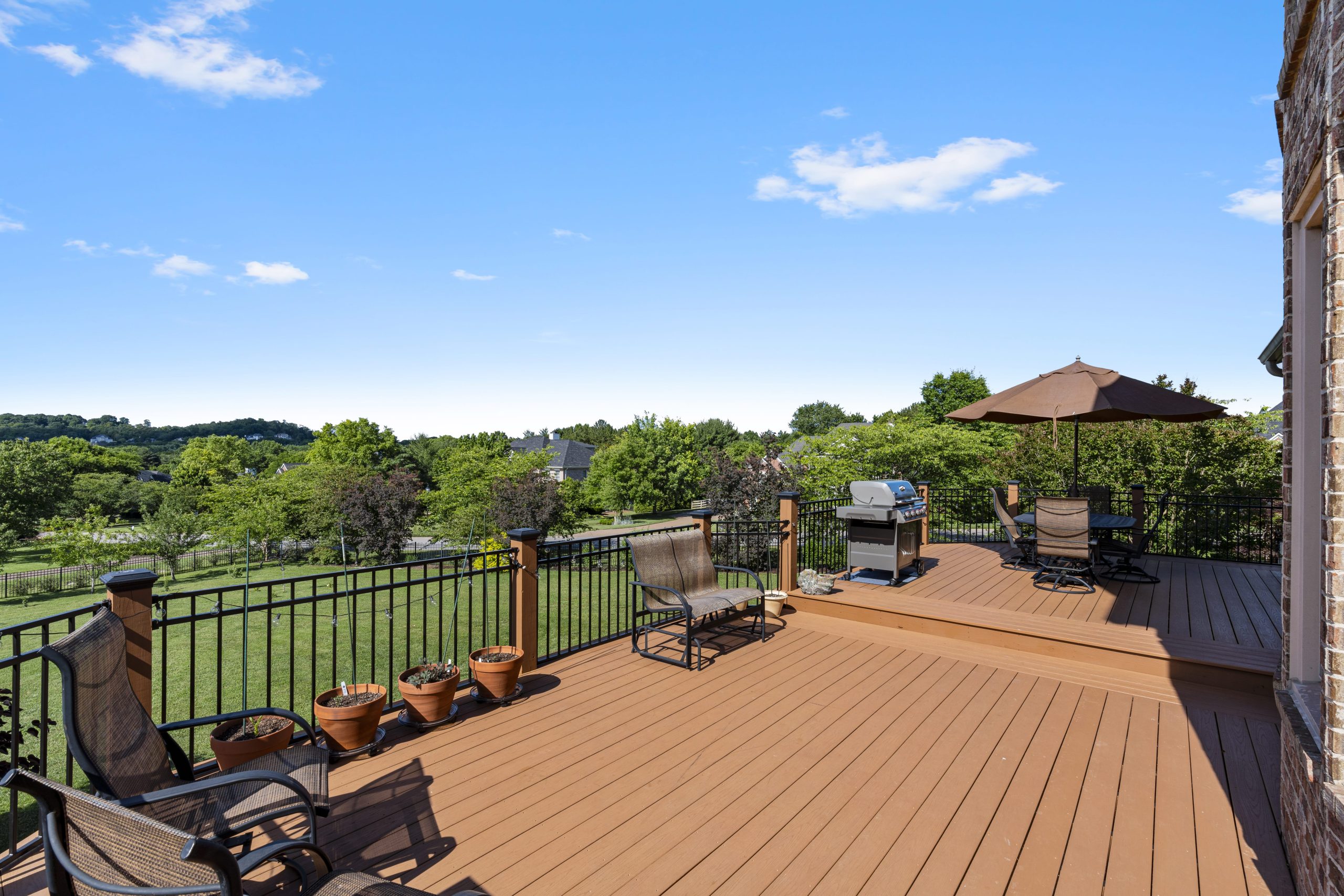 Custom Deck in Nashville and Franklin by Red Oak Building Company